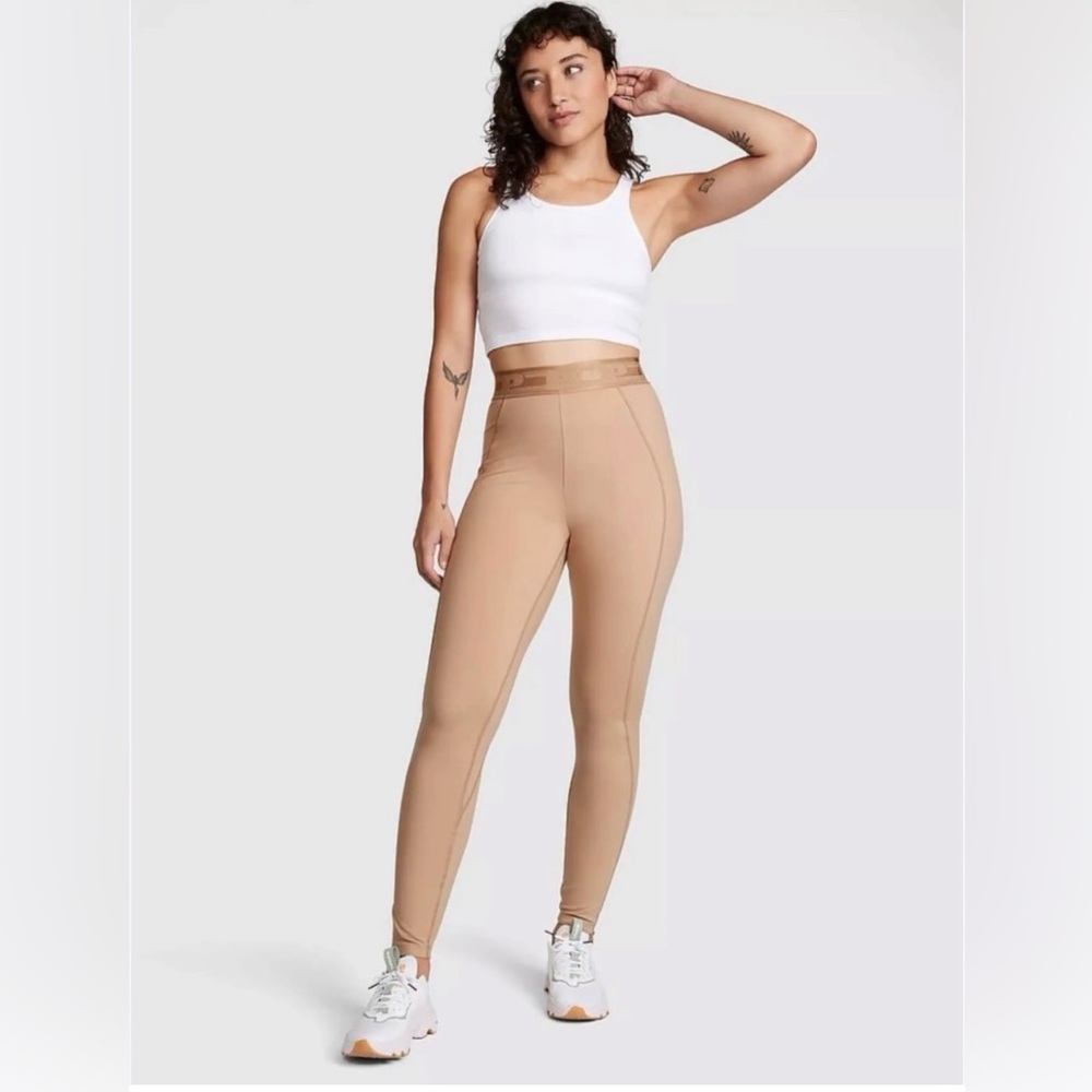 Victoria Secret
PINK Ultimate
Leggings Tight High
Waist Beige Tan size small